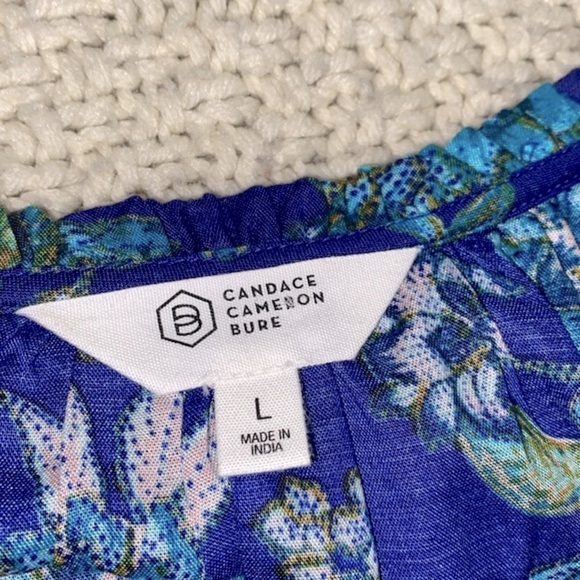 Candace Cameron Bure floral top size large - Picture 3 of 7